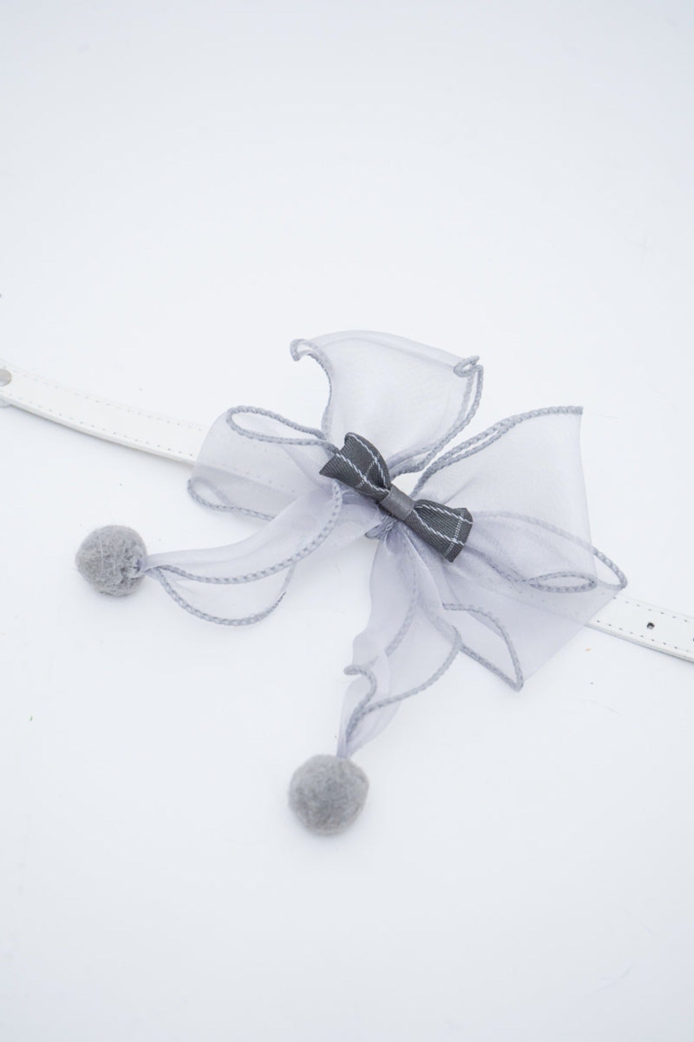 Sheer Bowtie Collar For Cat