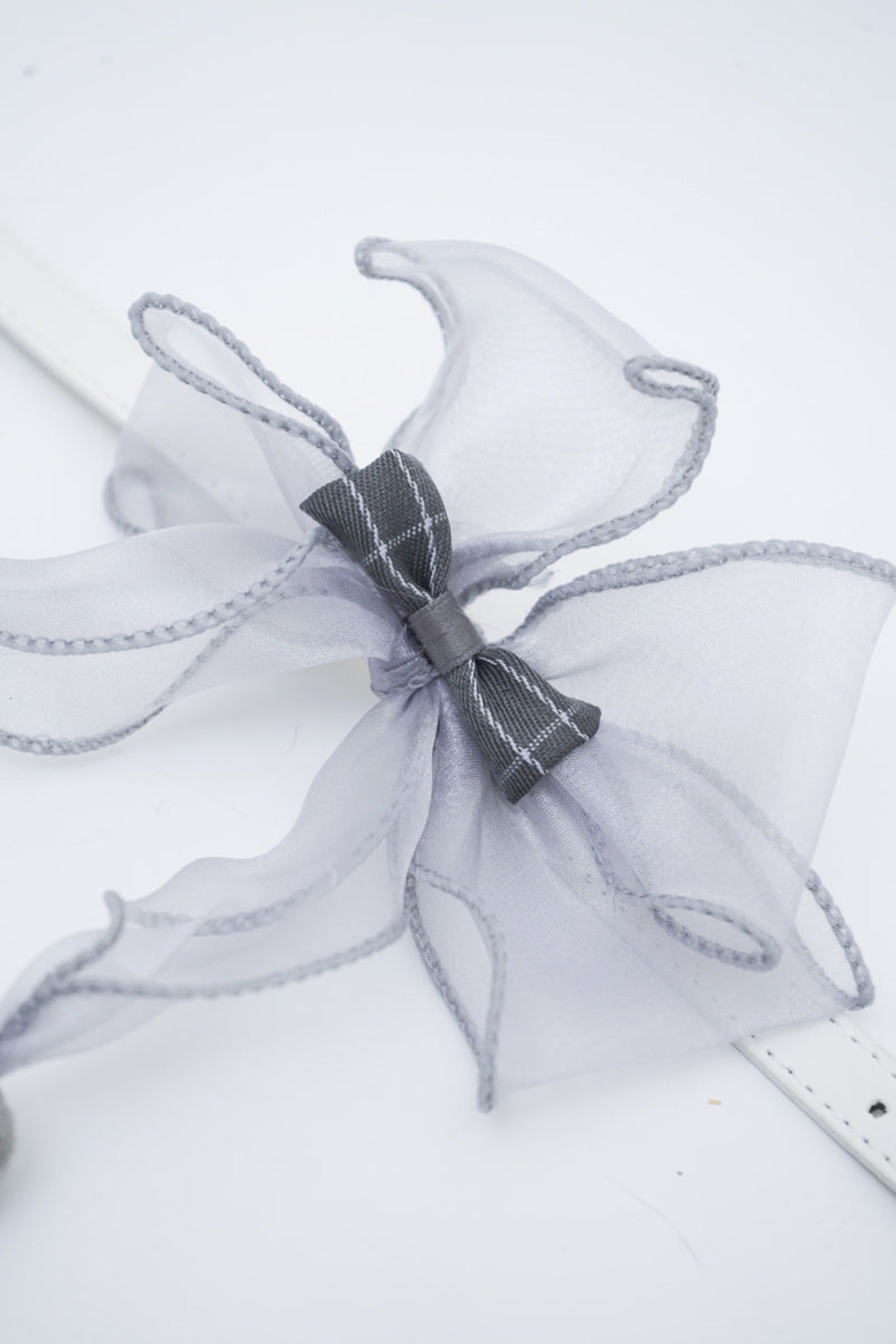 Sheer Bowtie Collar For Cat