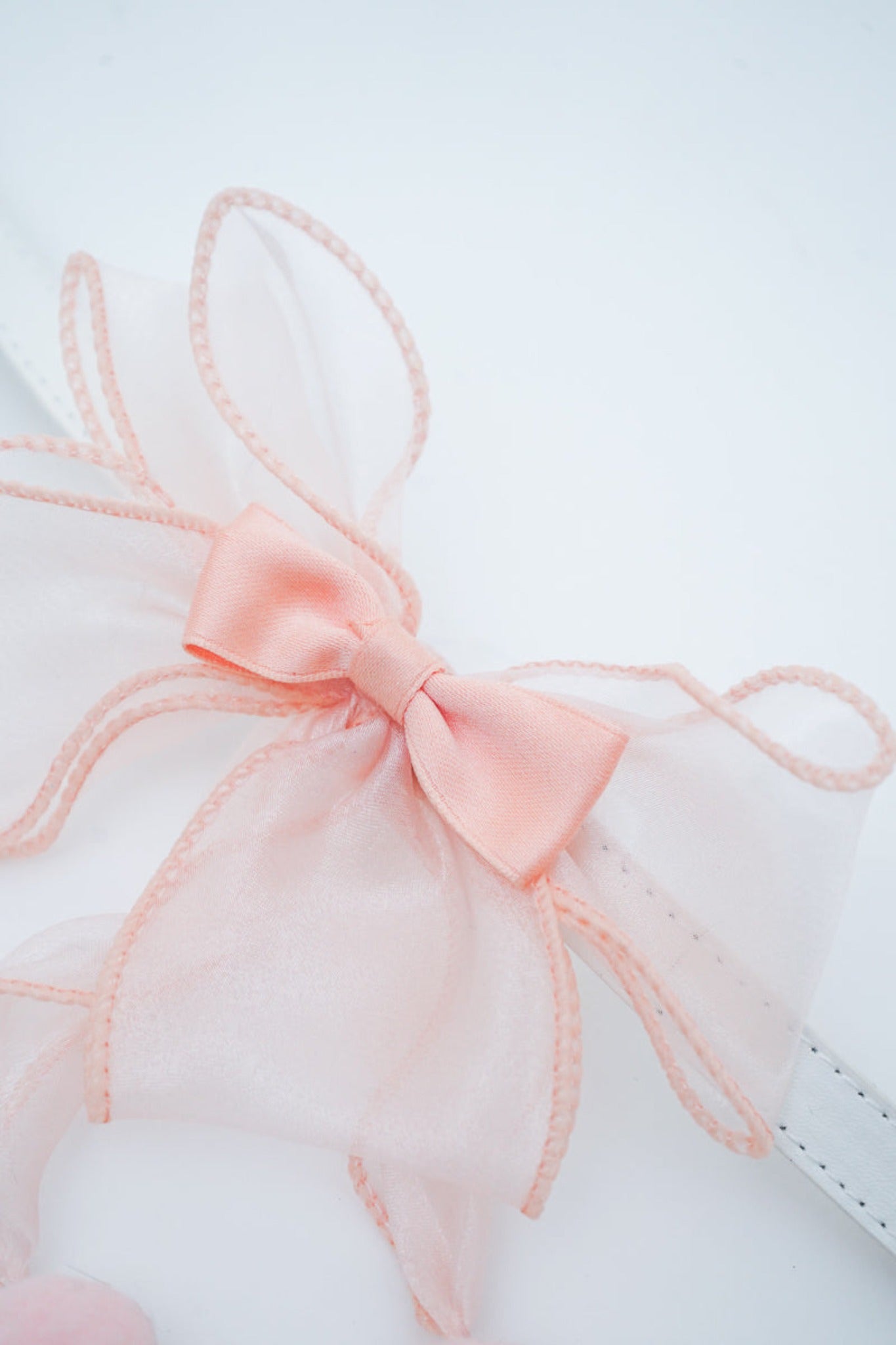 Sheer Bowtie Collar For Cat