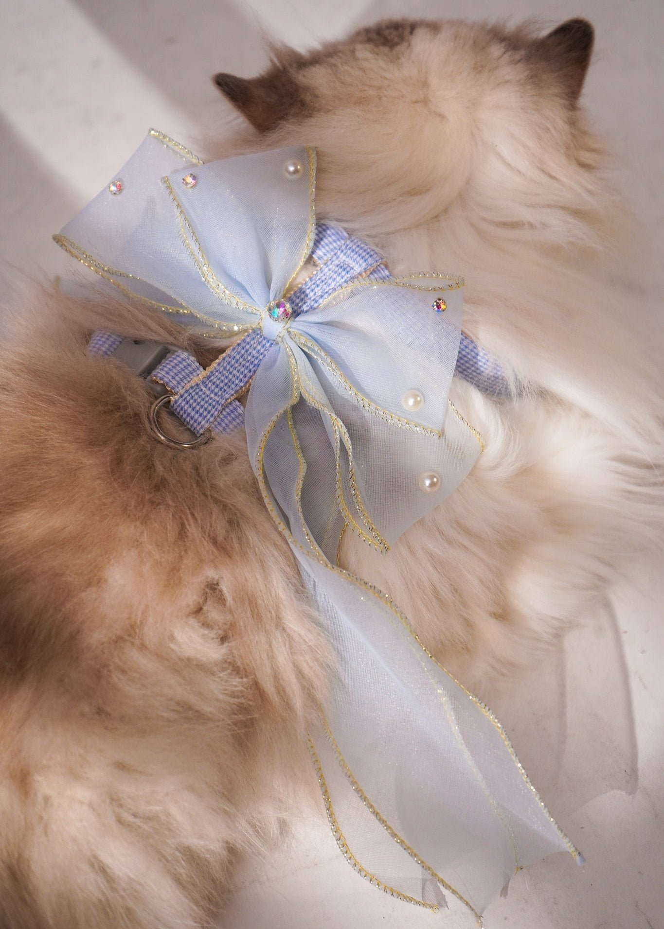 Pearl  Bowtie Harness For Cat (leash included)
