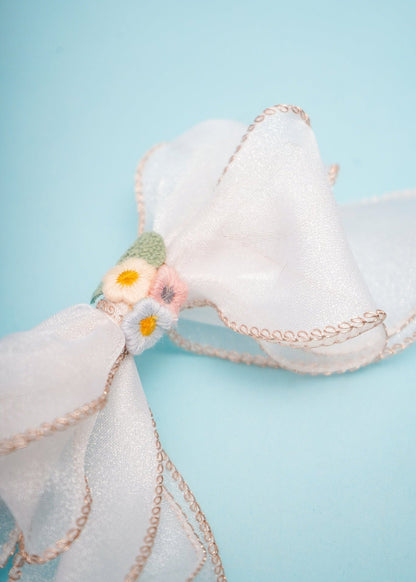 White Butterfly Bowtie Collar For Dog